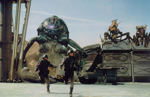 �Ǻ�ս��/Starship Troopers(1997) ��ӰͼƬ ���� #17 ��ͼ 800X518
