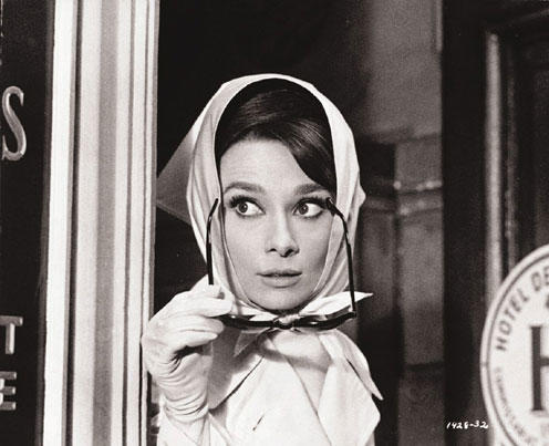 谜中谜/Charade(1963) 电影图片 剧照 #01 大图 496X403