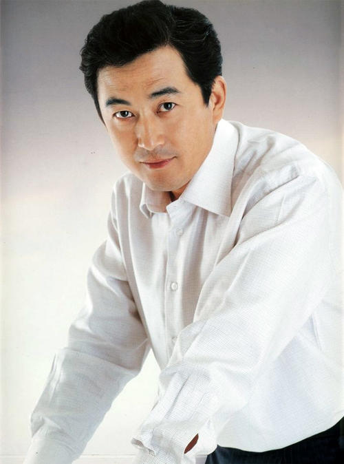 ��־�� Zhifei Wang