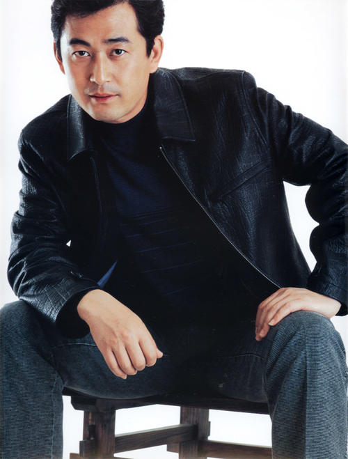 ��־�� Zhifei Wang