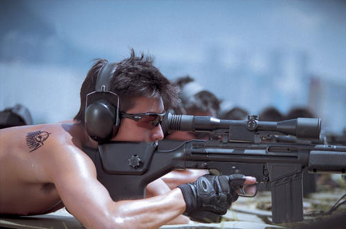 神枪手/Sniper(2008) 电影图片 剧照 #06 大图 2230X1481