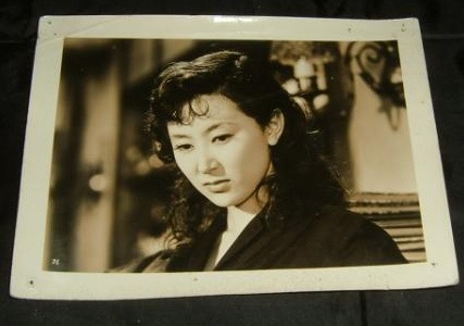 请问芳名